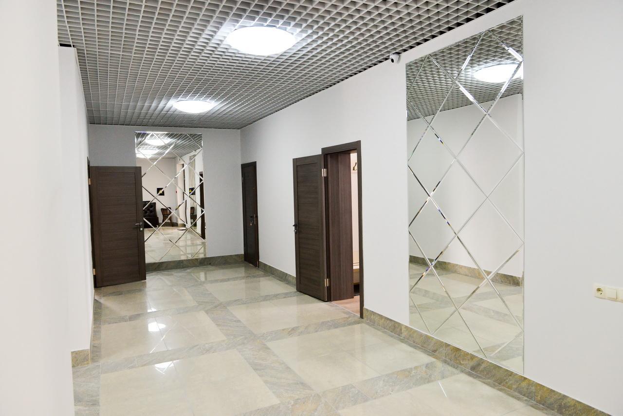 Grad Hotel Ashmyany Zewnętrze zdjęcie